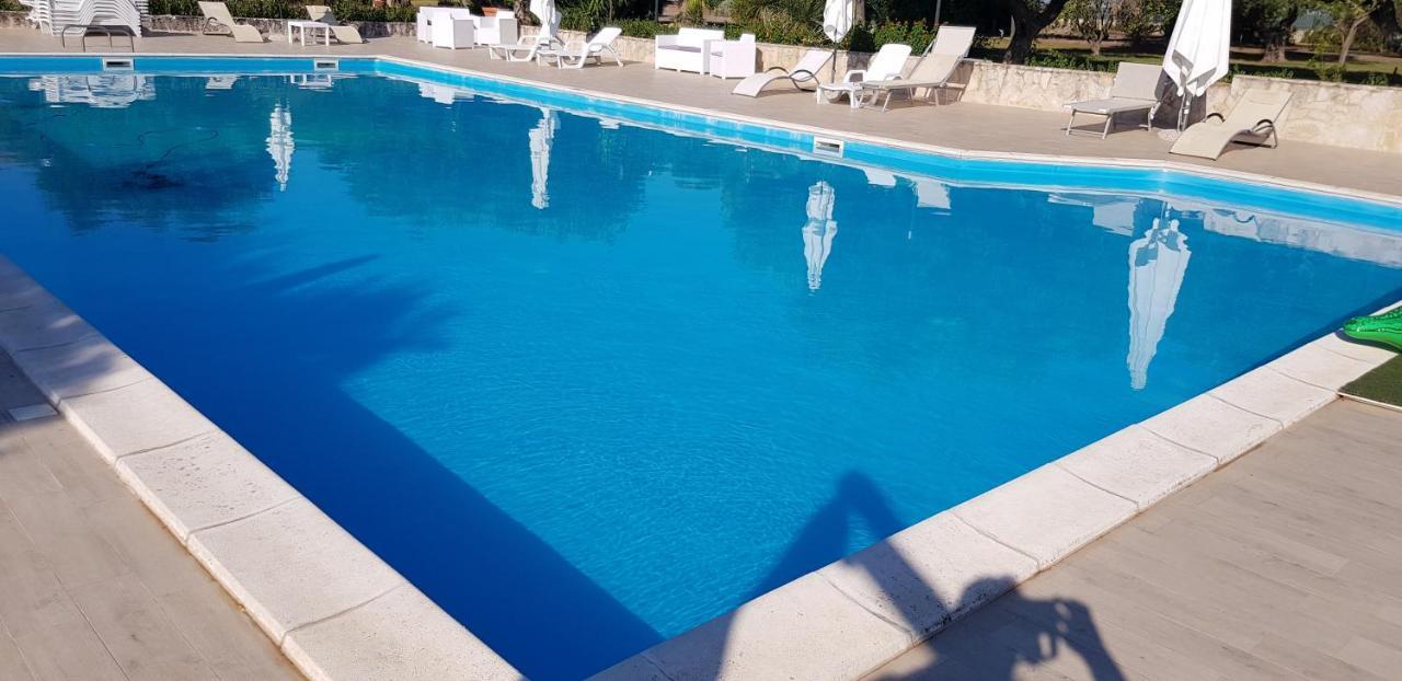 Relais d 'Itria Bed & Breakfast Grottaglie Bagian luar foto