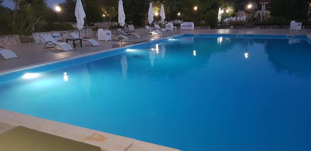 Relais d 'Itria Bed & Breakfast Grottaglie Bagian luar foto