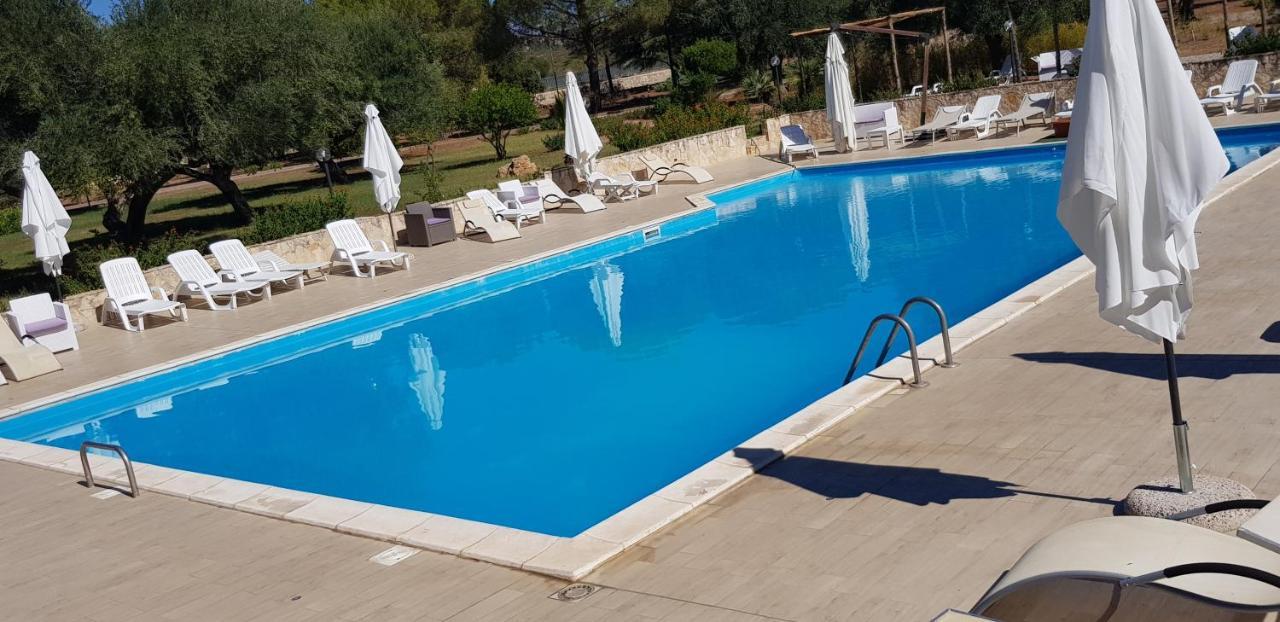 Relais d 'Itria Bed & Breakfast Grottaglie Bagian luar foto