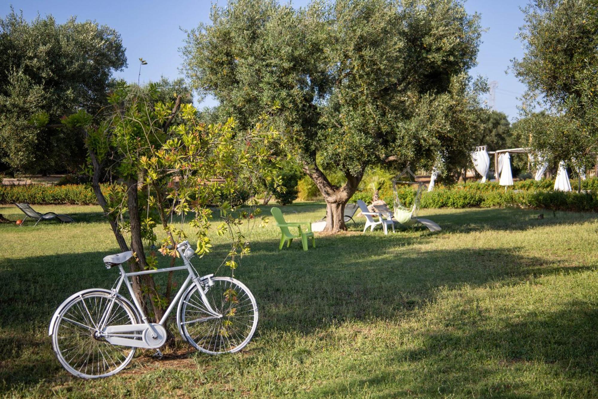 Relais d 'Itria Bed & Breakfast Grottaglie Bagian luar foto