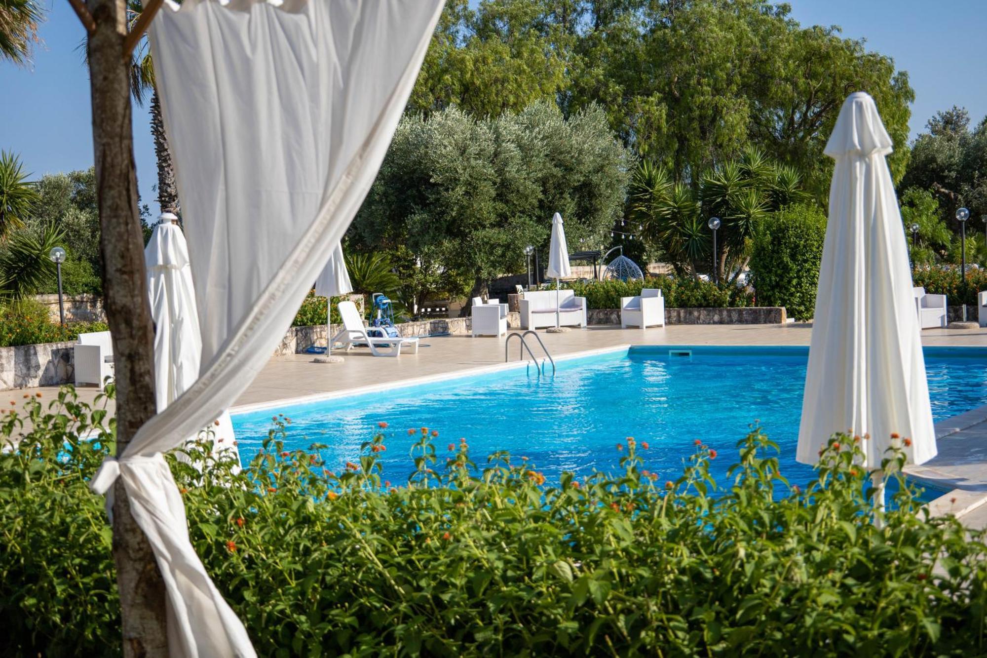 Relais d 'Itria Bed & Breakfast Grottaglie Bagian luar foto