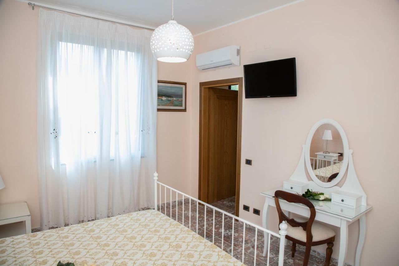 Relais d 'Itria Bed & Breakfast Grottaglie Bagian luar foto