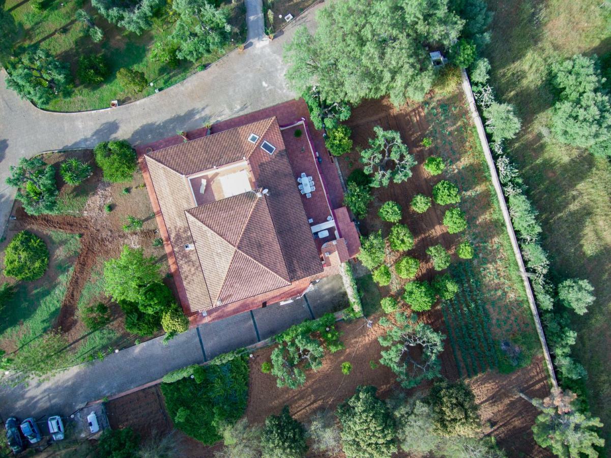 Relais d 'Itria Bed & Breakfast Grottaglie Bagian luar foto