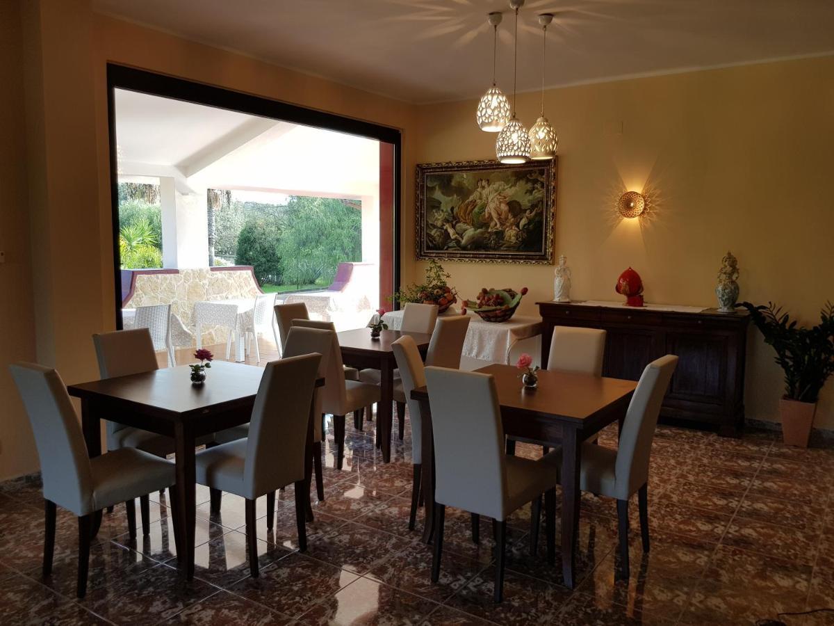 Relais d 'Itria Bed & Breakfast Grottaglie Bagian luar foto