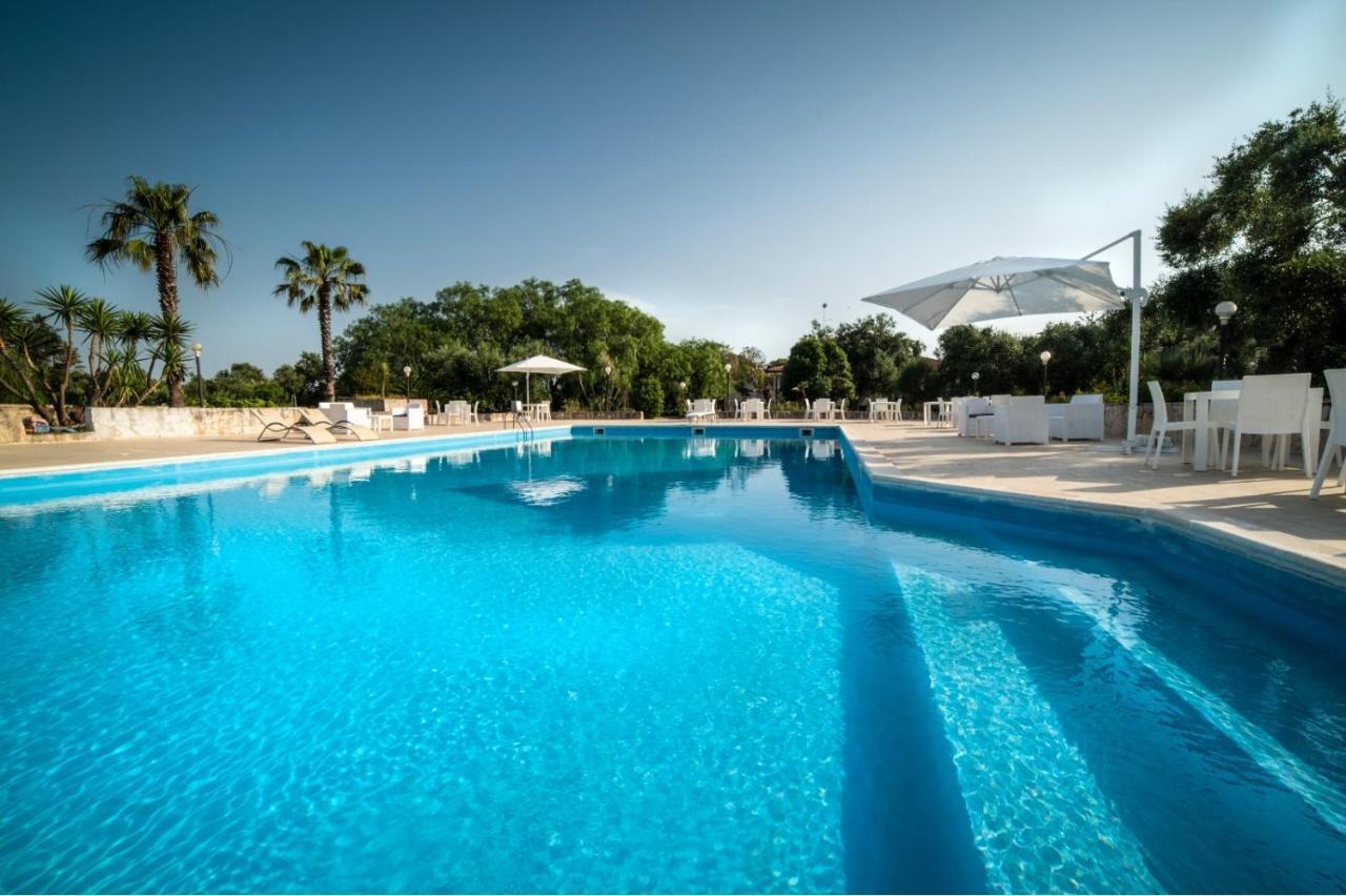 Relais d 'Itria Bed & Breakfast Grottaglie Bagian luar foto